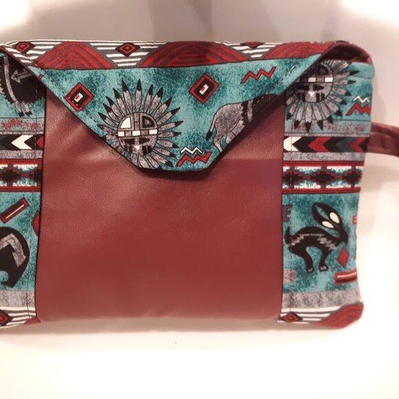 NEW Faux Leather Western Envelope Purse Clutch Wristlet Bag Wine Teal Bear Aztec - Picture 5 of 8